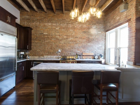 #1 ranked property! Upscale, loft, 2-br condo near BC &amp; Fenway w/parking