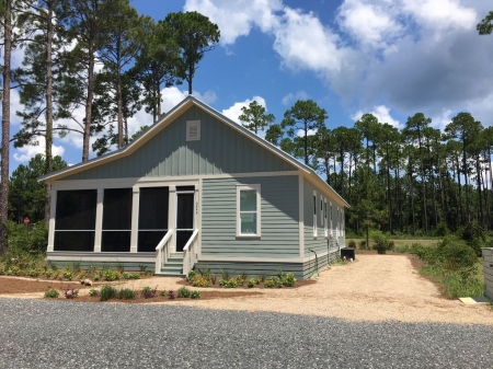 Secluded Coastal Cottage with Wrap Around Screen Porch- Sleeps 8