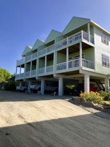 Tarpon Camp 3 Bedroom 3 Bath Condo