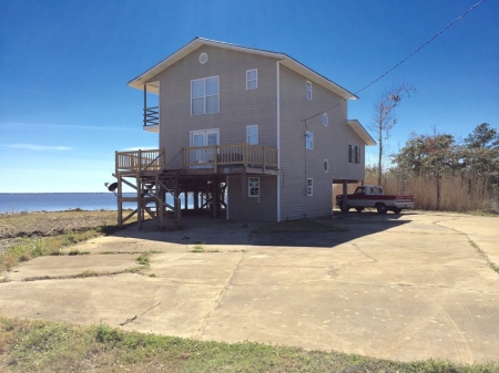Waterfront Home In Beautiful, Serene Setting. Close To Beaches!