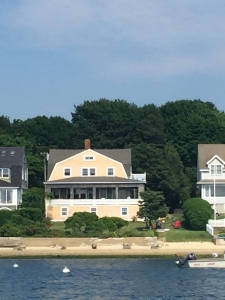 Oceanfront, 5 Bedroom Home in Bourne- 1 hour from Boston