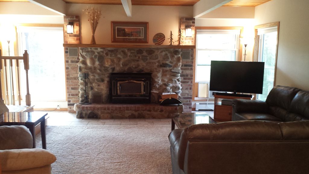 Eagle River Vacation Home. Peaceful. Spacious. Many Amenities.