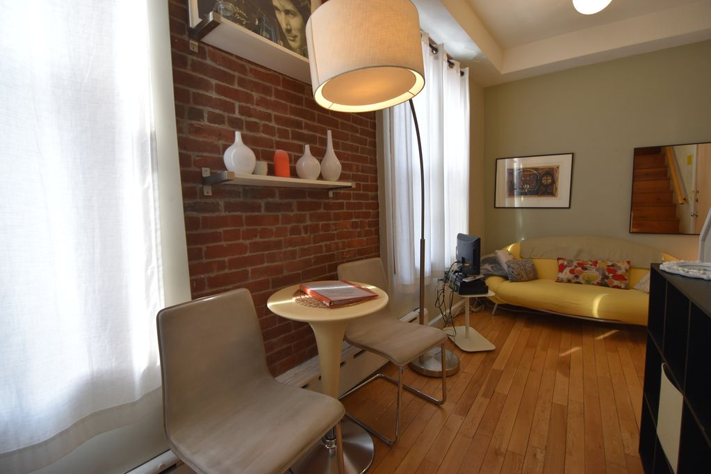 North End Boston, Lovely 1 Br, 1 Ba, On 2nd Floor (one Flight Up)